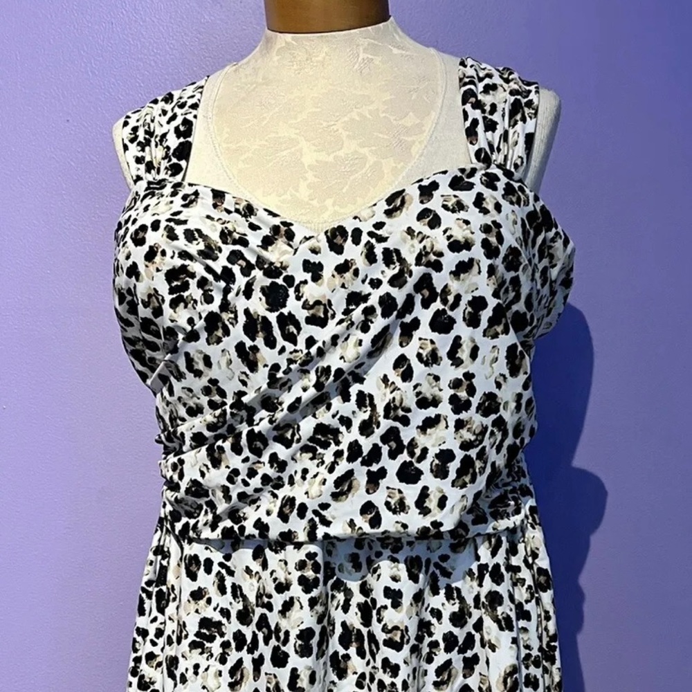 Cocopear swim dress, shorts under skirt, built in bra , 4xl